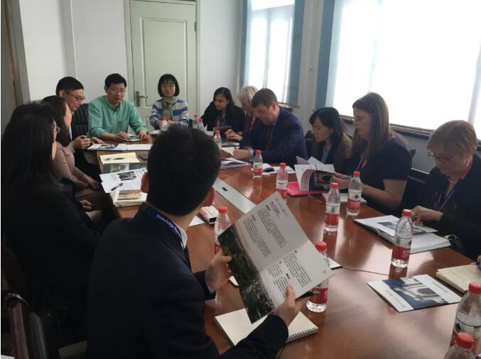 英国产业创新代表团访问清华大学老龄社会研究中心